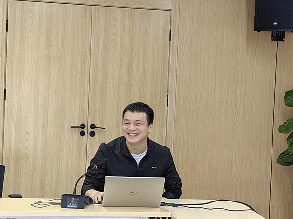 人间四月天 读书正当时——中欧官方端网站登录入口开展读书分享活动