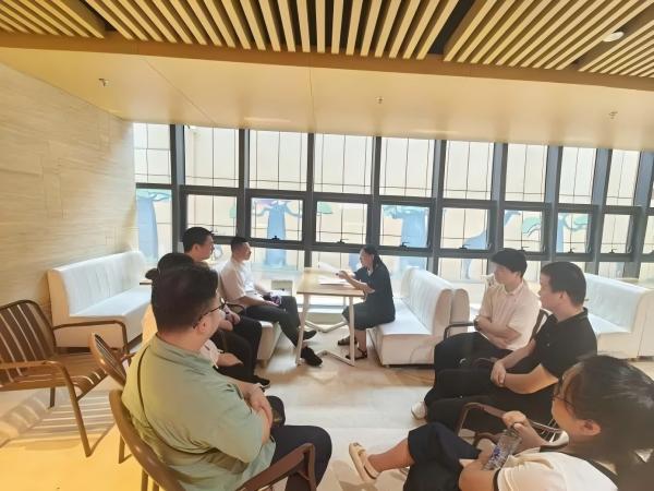 中欧官方端网站登录入口开展“红色摇篮寻根脉 七一铸魂践初心”主题党日活动